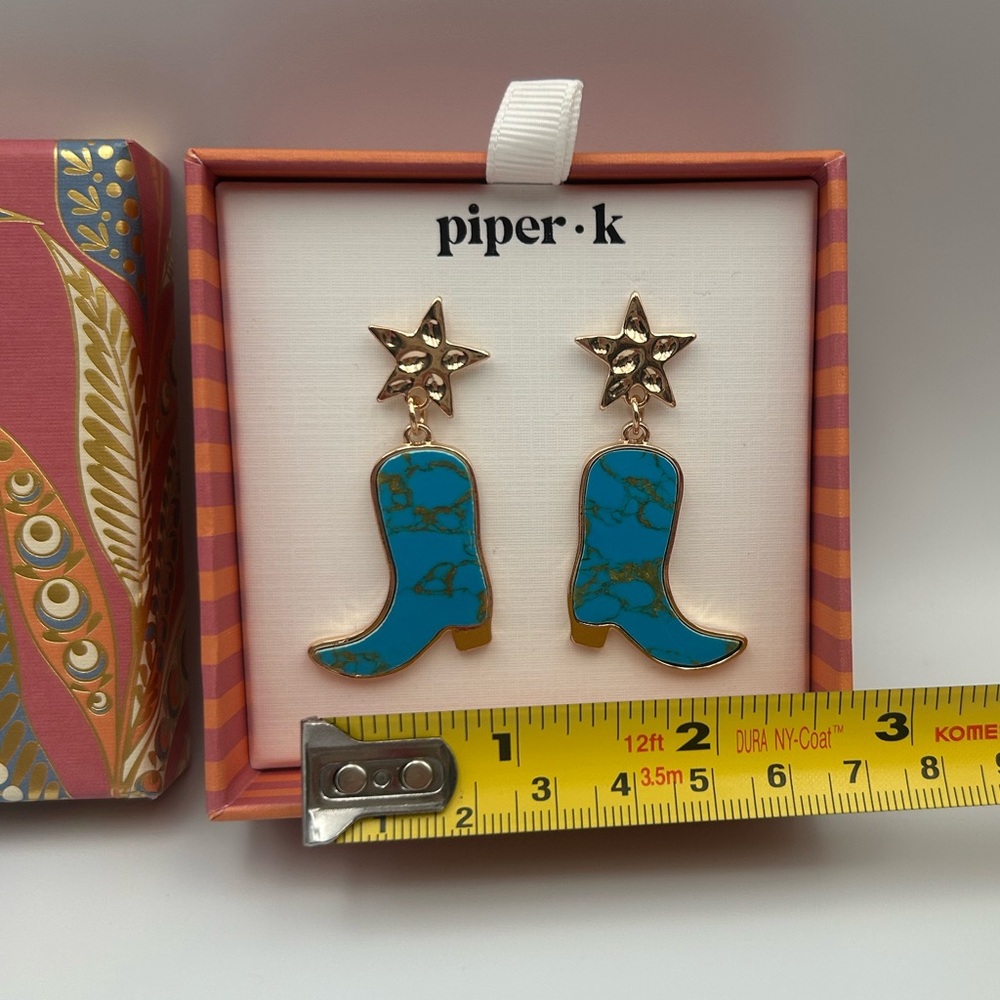 *New* Piper K Reconstituted Turquoise Cowboy Boot Dangle Earrings - Picture 7 of 8